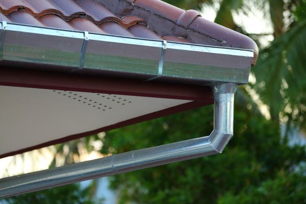 Metal Gutter Repair in Merced